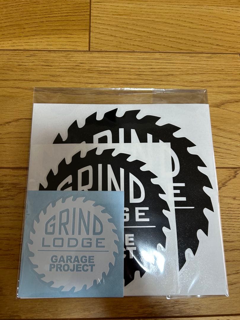 限定価格☆grindlodgeカッティングステッカーセット（３枚）