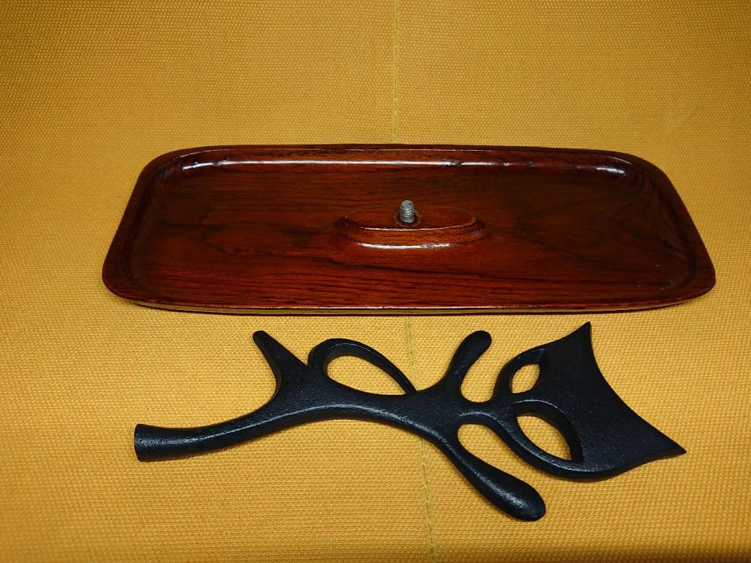 【美品】ネコ　黒猫　金属　トレー　置物　インテリア　工芸品　美術品　A3008