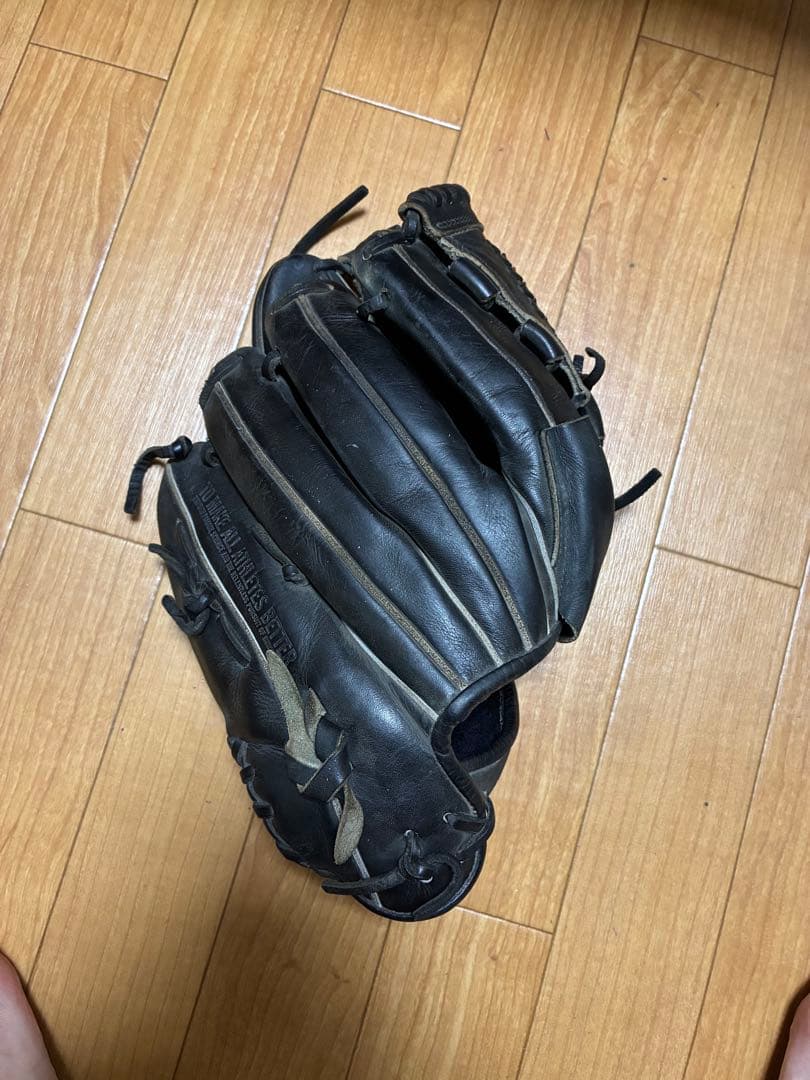 Under Armour QB8003 硬式野球グローブ 黒