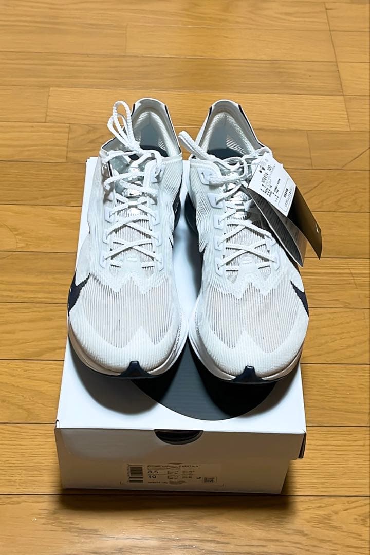 新品未使用 ナイキ ヴェイパーフライ4
