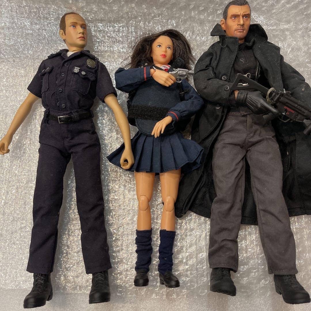 フィギア→女性②・男性②（中古）