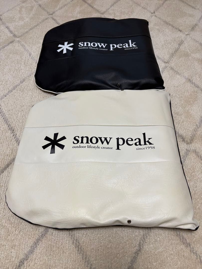  peak 合成皮革クッション、収納袋