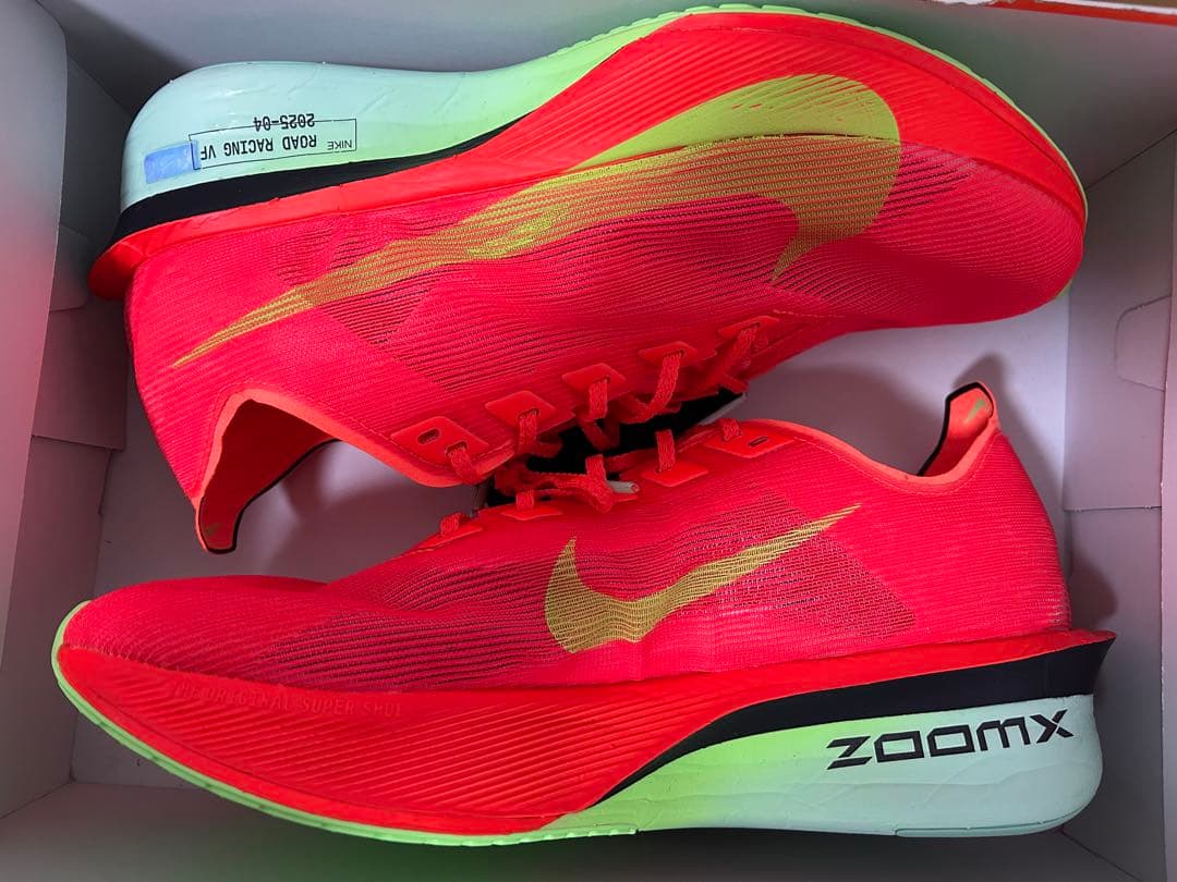 新品未使用 NIKE ヴェイパーフライ NEXT% 4 27cm