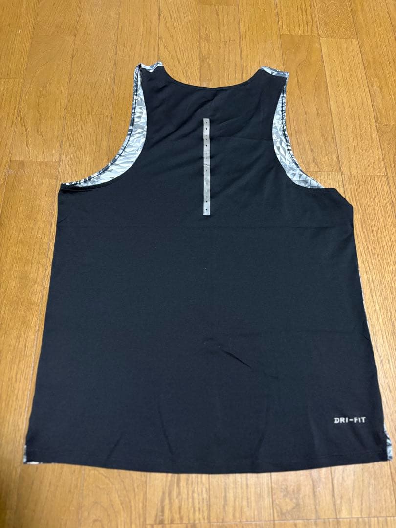 Nike DRI-FIT 幾何学模様 タンクトップ シングレットS