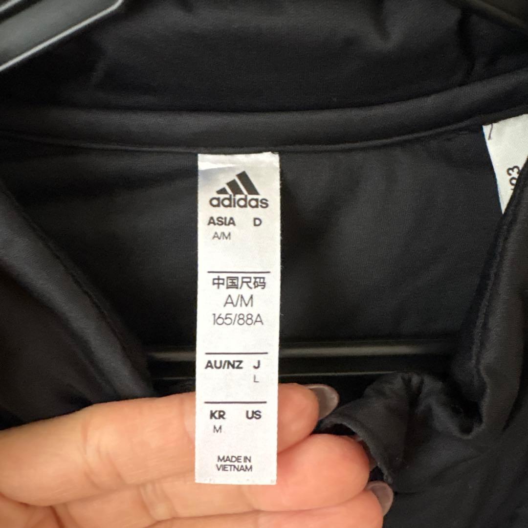 adidas 中綿入りジャケット 黒 レディースL
