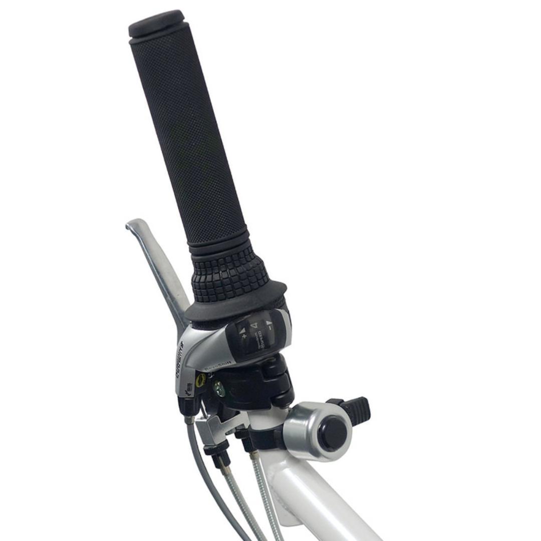 ★未開封品★outre　ワンポイントファイブ　1.5輪車　新感覚自転車 レッド