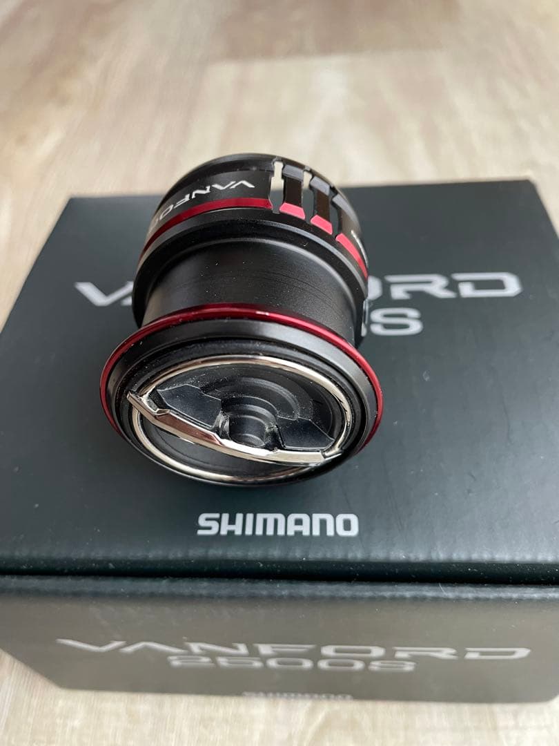 SHIMANO 20VANFORD 2500S スピニングリールUSED品