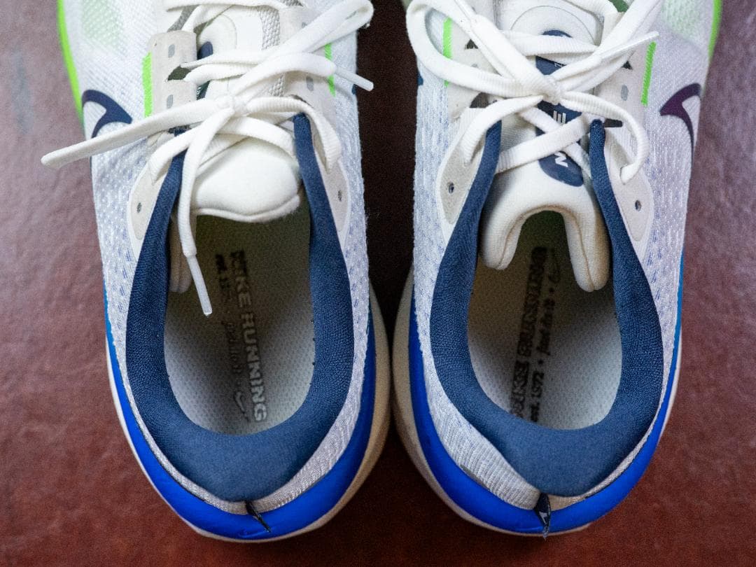 キ*イ様 ナイキ ボメロ 17 Nike Vomero 17 サイズ27.5 W