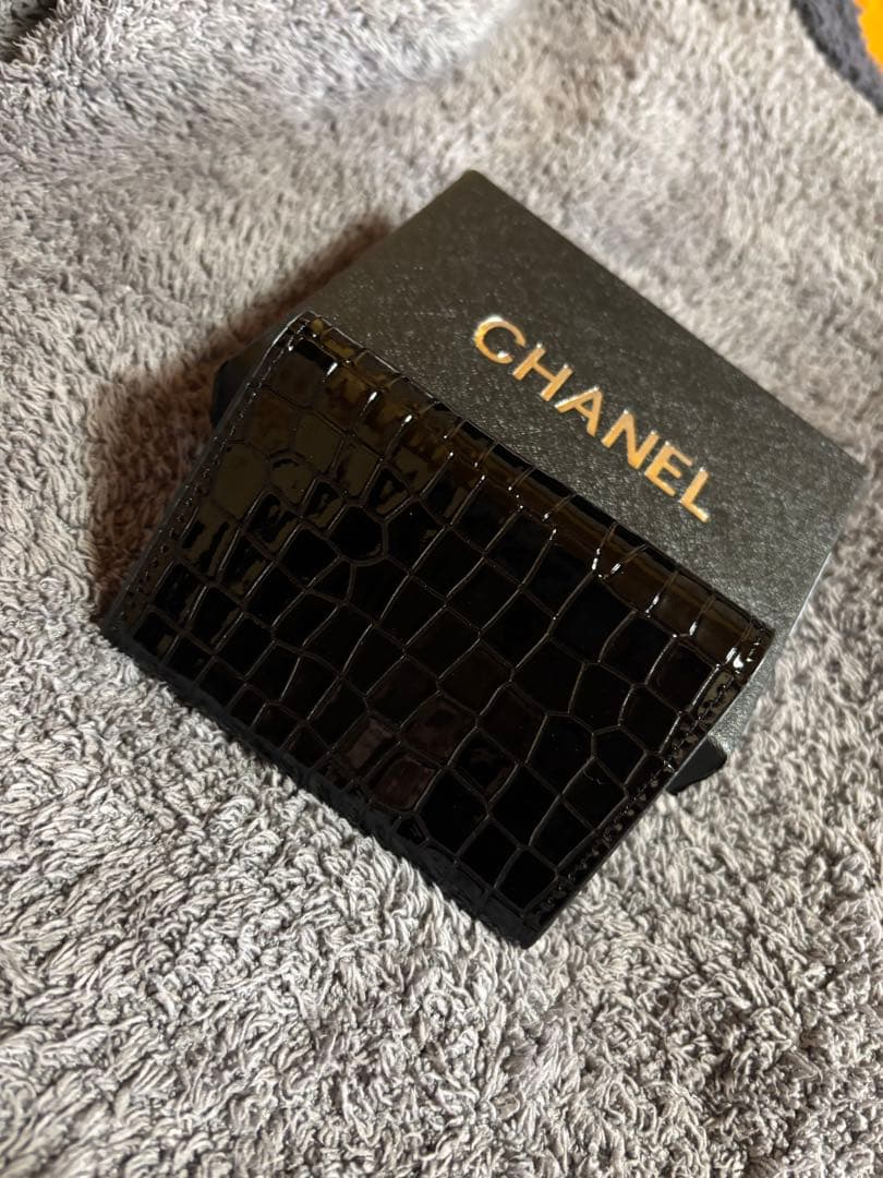 CHANEL カードケース クロコ風