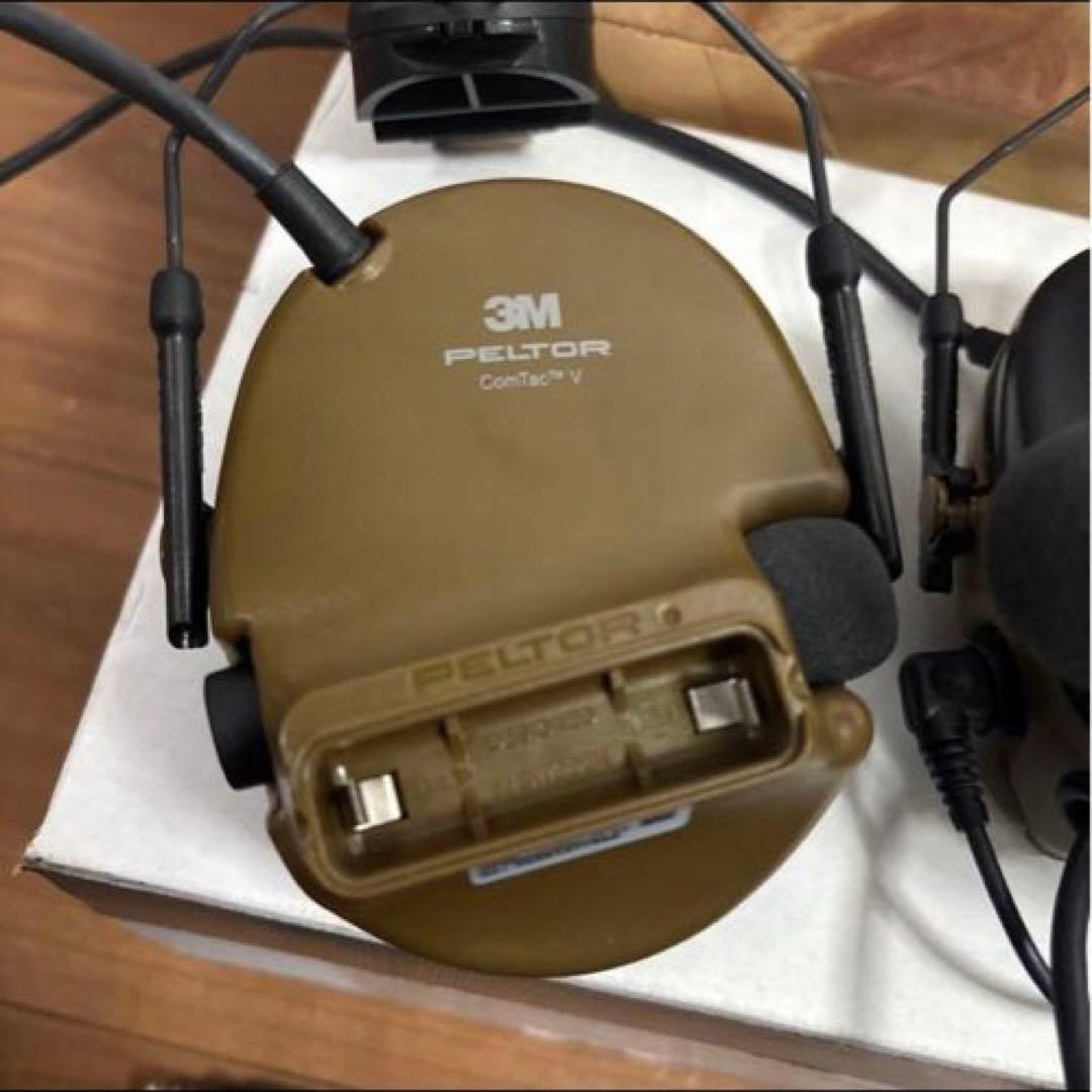 未使用品　米軍実物　PELTOR COMTAC V PTTスイッチ付き　ペルター