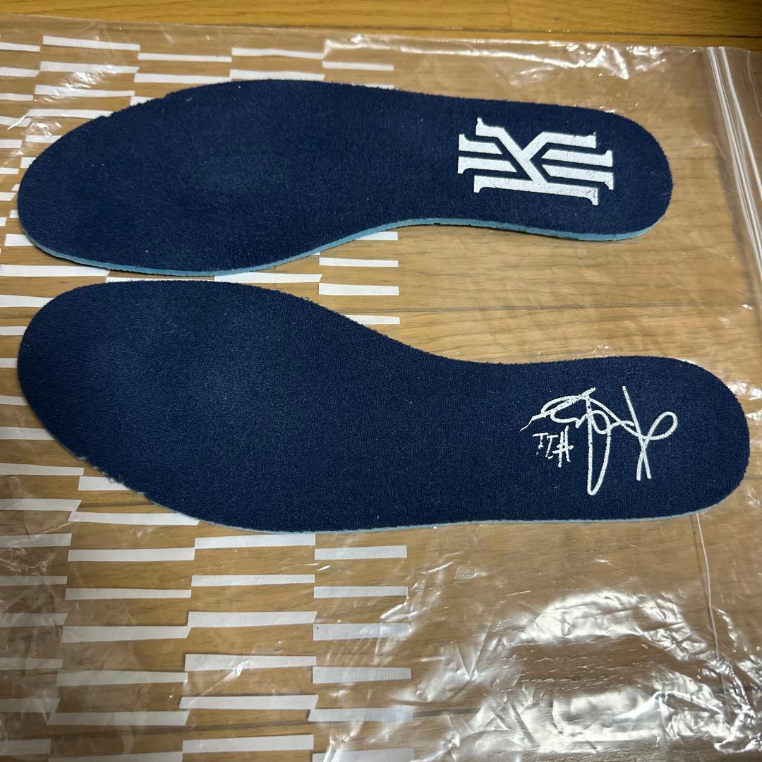 シューズ(男性用) KYRIE 5 BANDULU