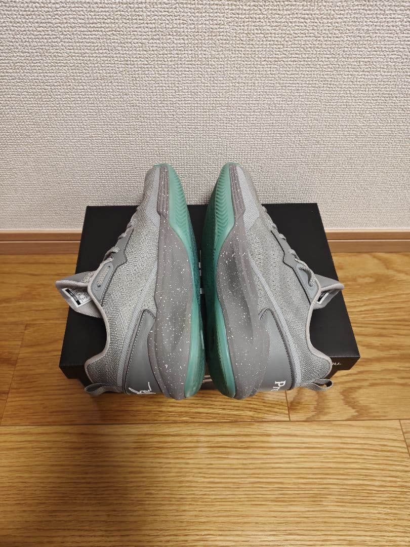 EGOZARU RIKU1 グレー バスケットシューズ