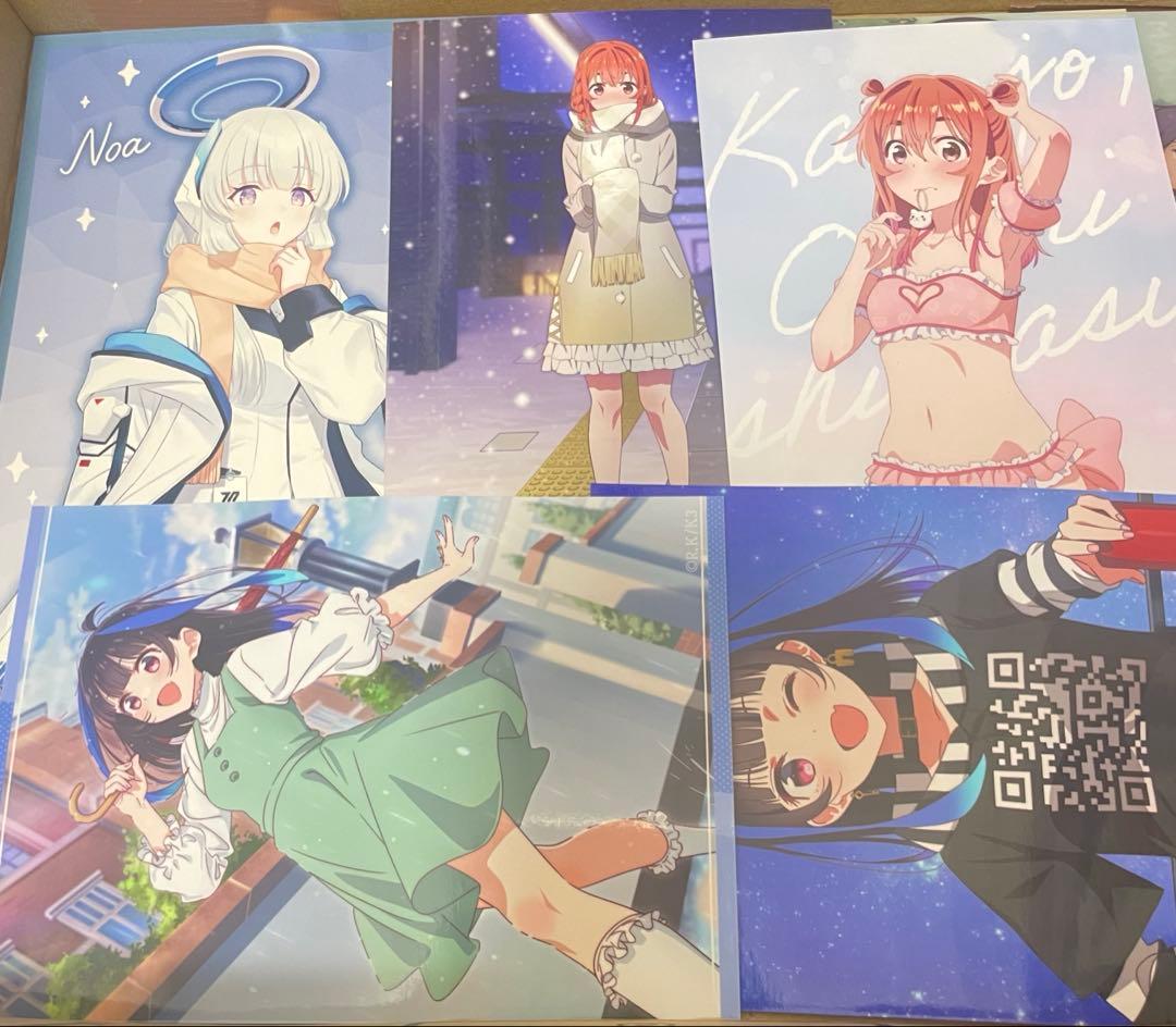 アニメグッズ　大量　まとめ売り　紙類・薄物　約200点