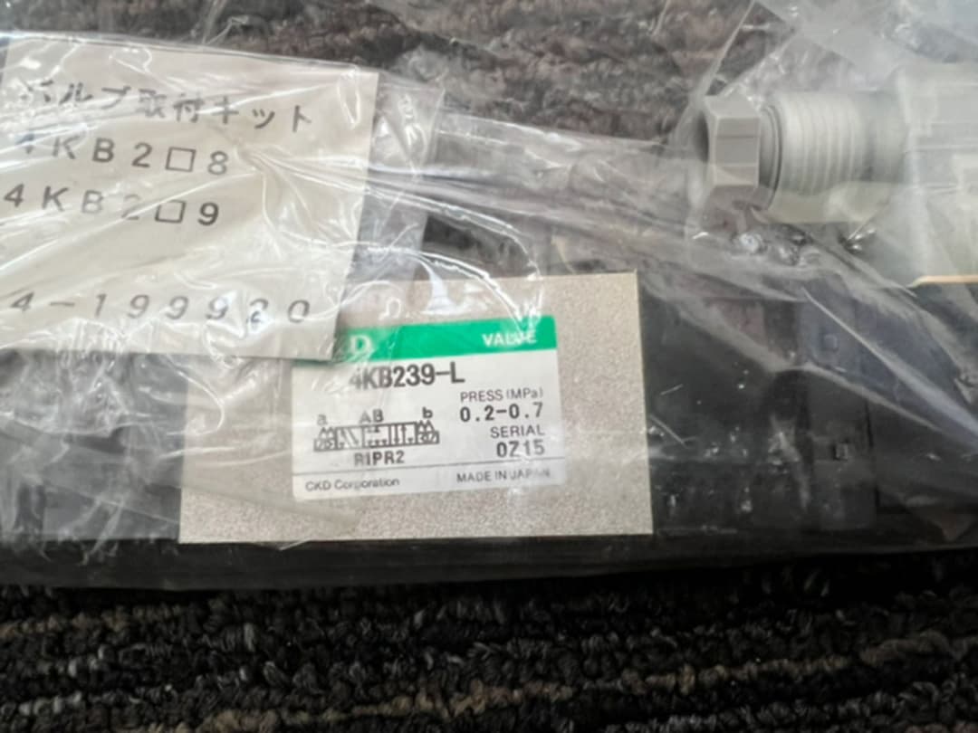 CKD バルブ　4KB239-L   100V