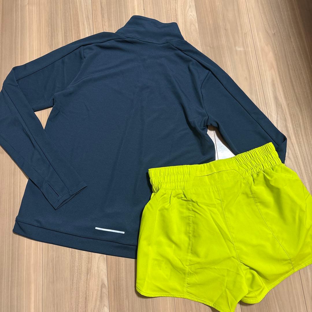 新品NIKE レディースMサイズ　ランニングウェア　トレーニングウェア上下セット