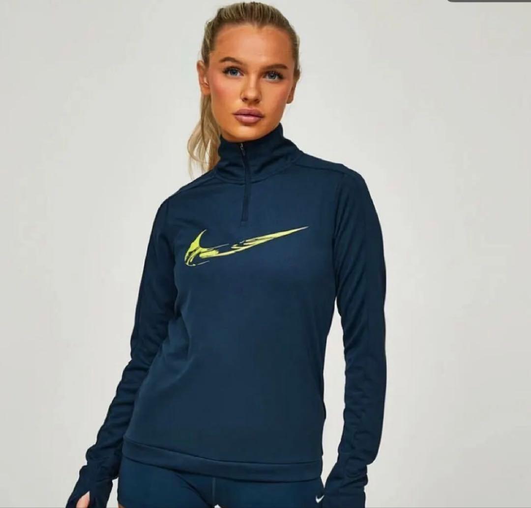 新品NIKE レディースMサイズ　ランニングウェア　トレーニングウェア上下セット