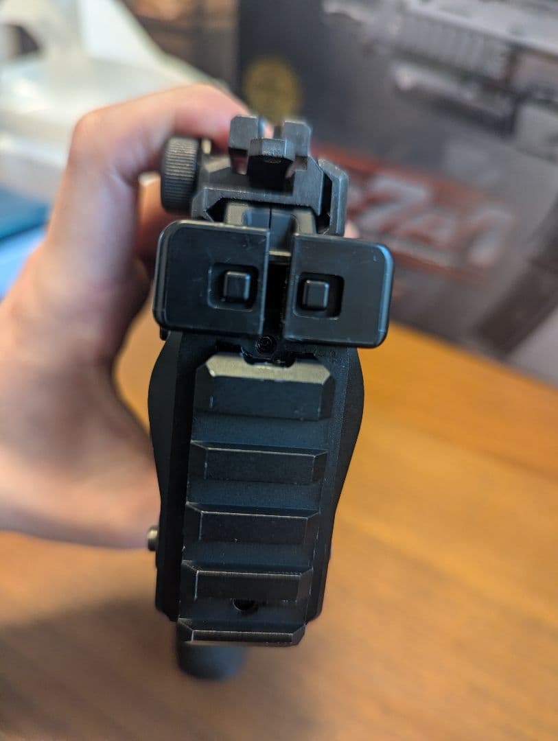 東京マルイ　MP7A1 GBB マガジン2本付き
