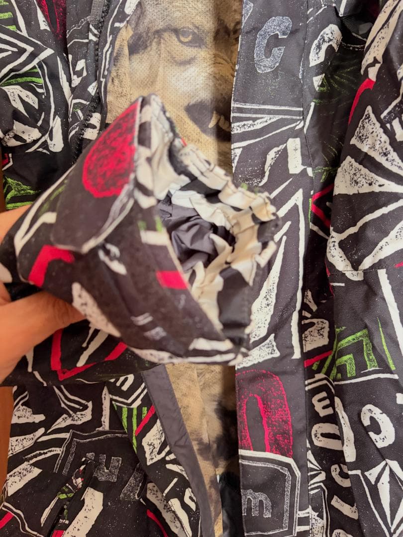 さかも！ さん専用◾️VOLCOM スノーボードウェア　上下セット　Lサイズ