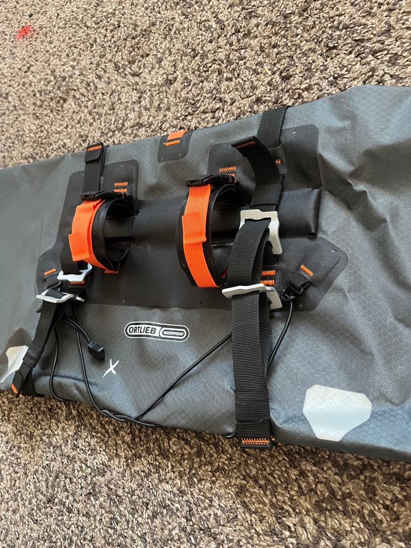 ORTLIEB 防水　バッグ バイク　ハンドル　パッキング 自転車　バー