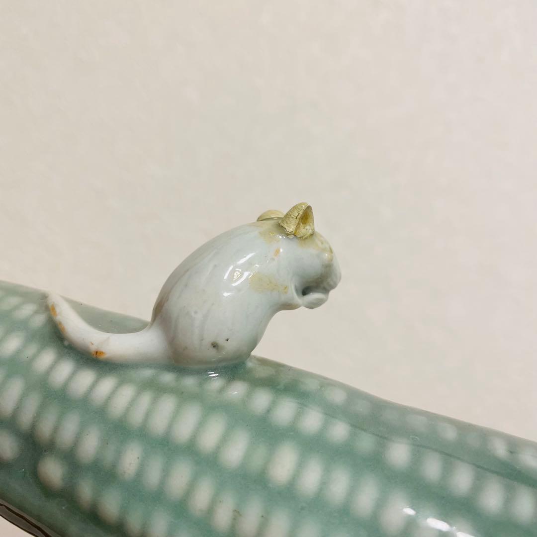 トウモロコシ型陶器置物 リス付き