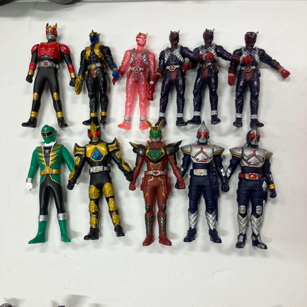 d*9様 仮面ライダー 戦隊 ウルトラマンソフビ 人形 120体以上 大量 響鬼
