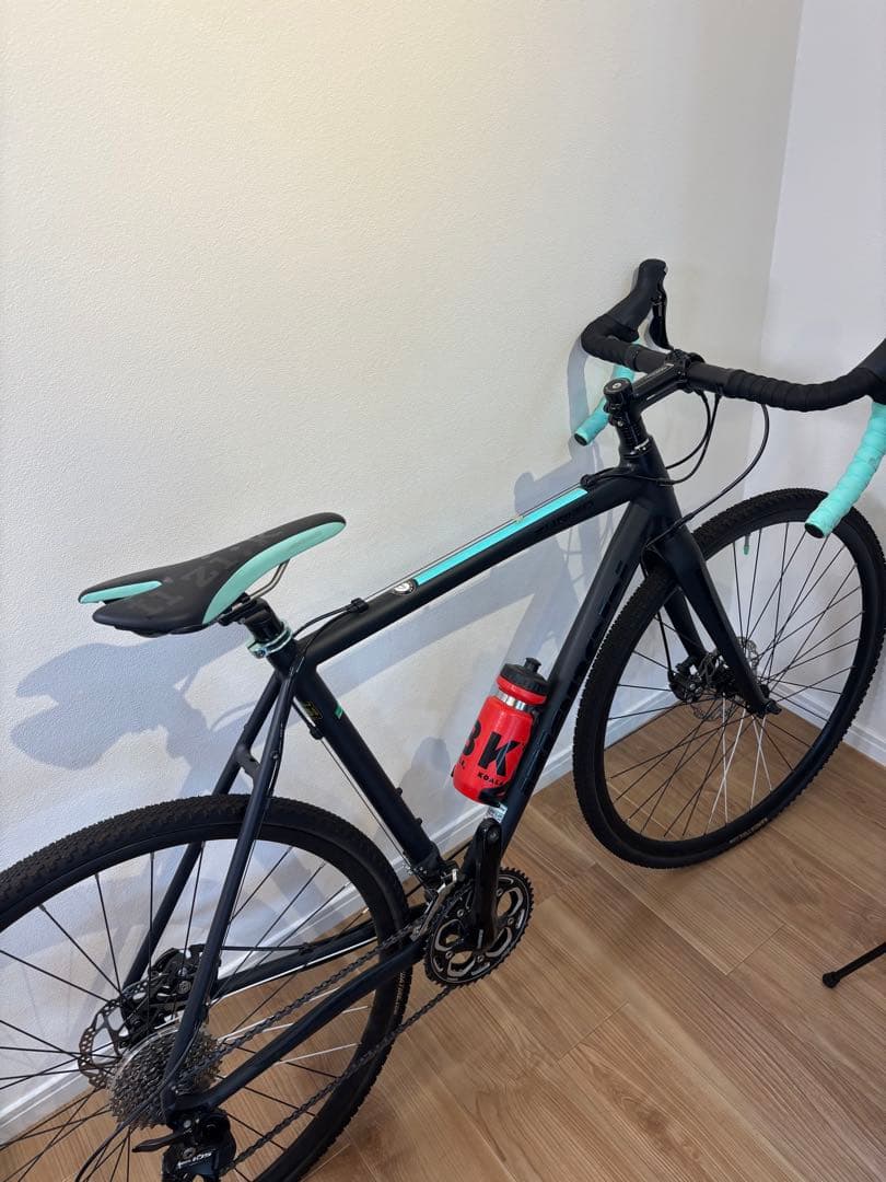 Bianchi Zurigo 2017 グラベルロード 105仕様