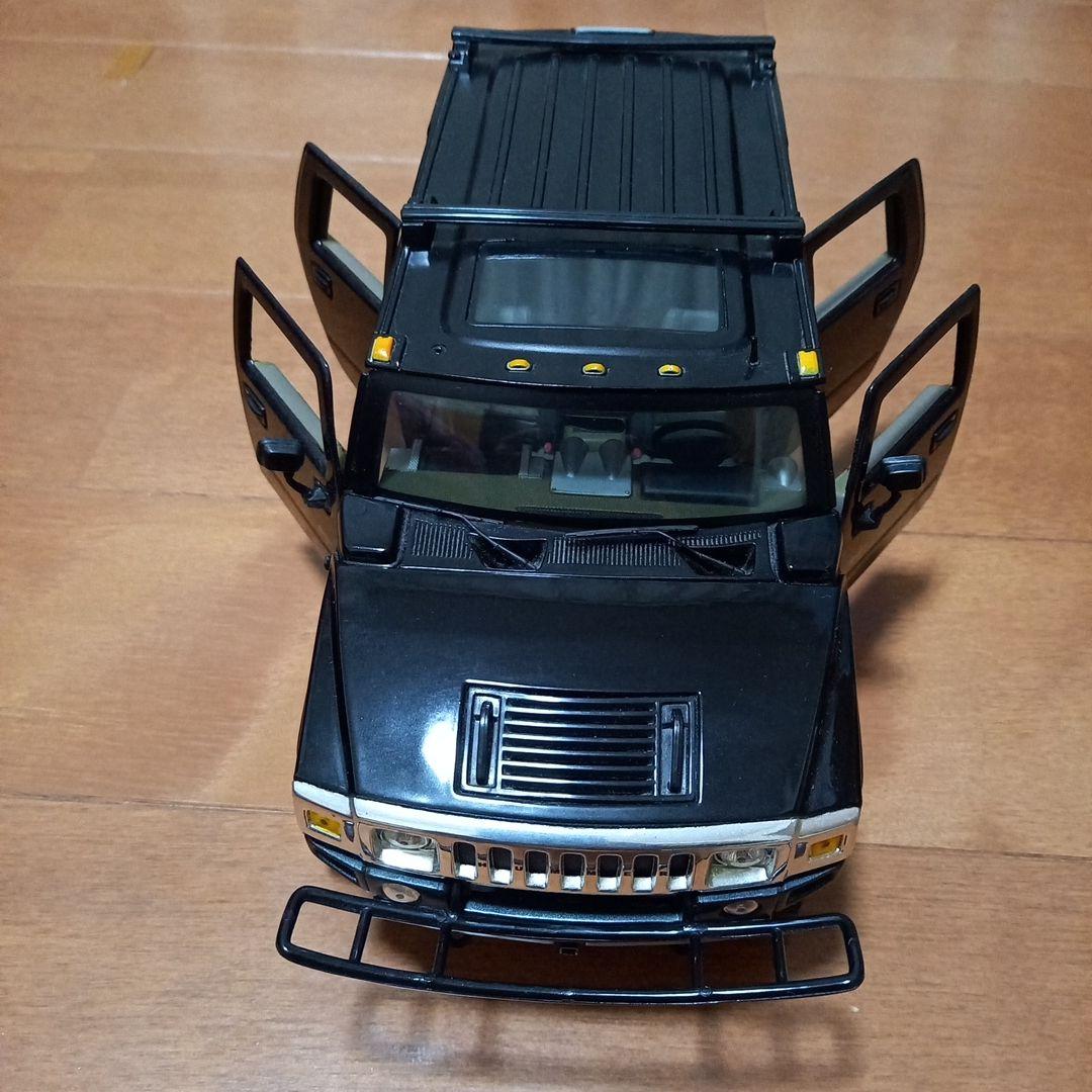 Hummer H2 1/18 ミニカー 4ドア