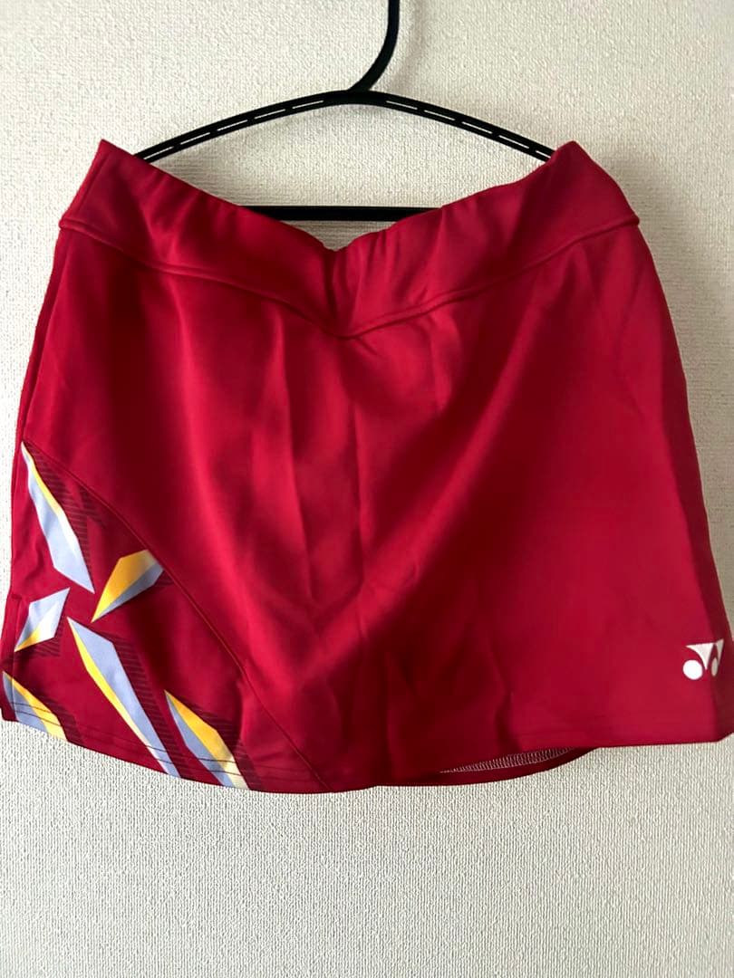 YONEX テニスウェア赤 Tシャツ・スカート セット