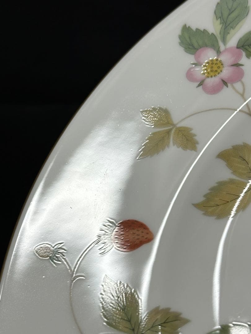 ② 【美品】 ワイルドストロベリー　プレート　27cm 3P