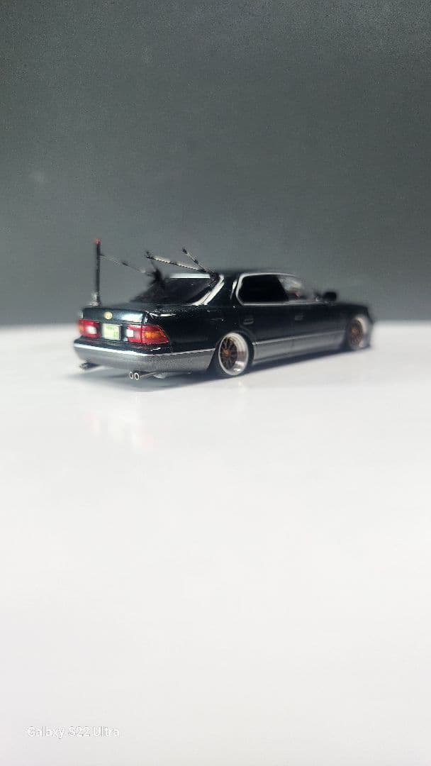 トミカリミテッドヴィンテージ　トヨタセルシオ改造～！自作パーツ脱着可能～！
