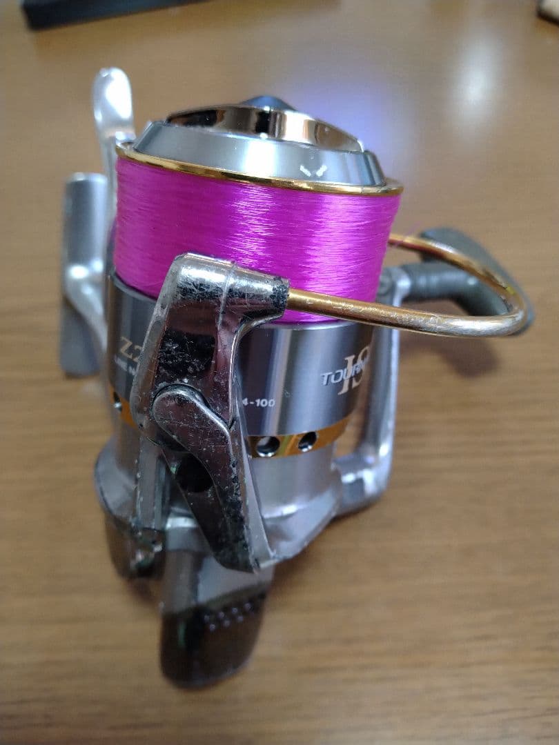 DAIWA トーナメント磯Z　2500LBD