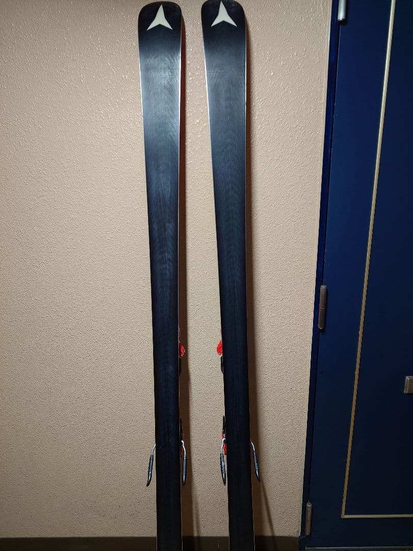 ATOMIC REDSTER G9 FIS 183cm スキー板 GS