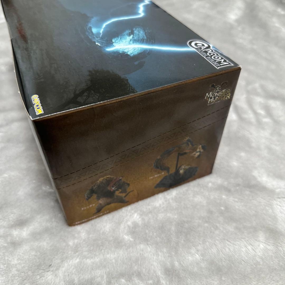 「本日限定値下げ」CAPCOM モンスターハンター Plus Vol.27