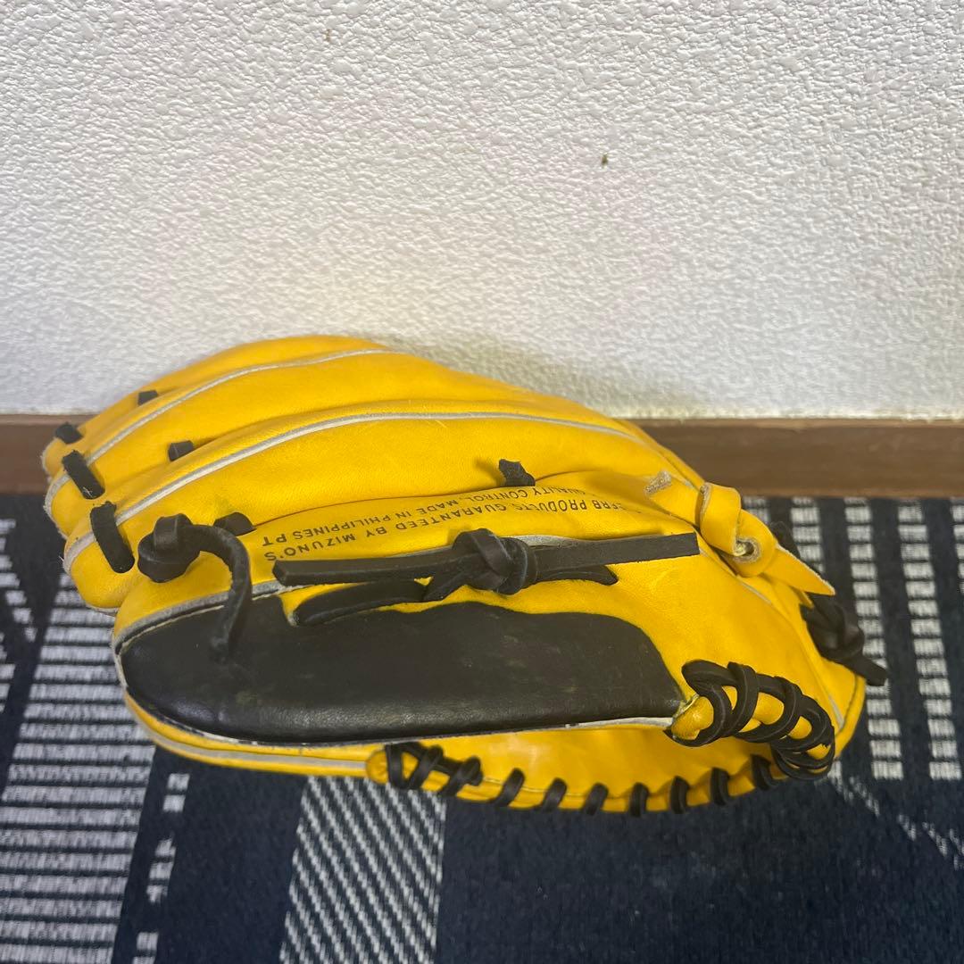 ミズノ　グローバルエリート　軟式　ダイバーシティブルー　右投げ　内野手用　訳アリ