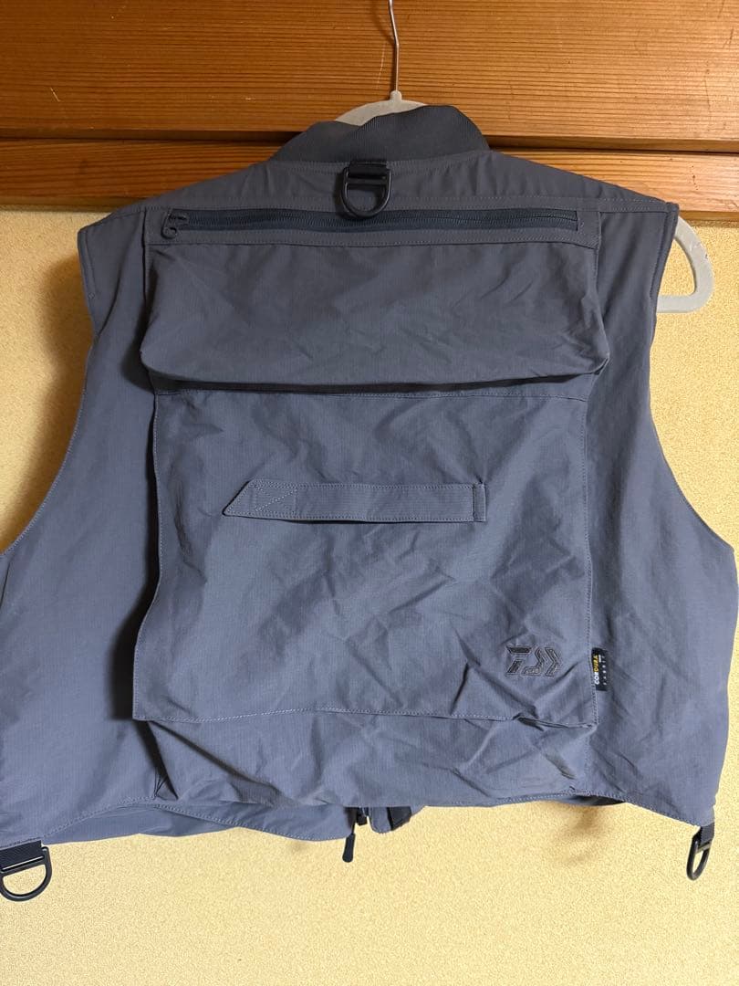 極美品 ダイワ DV-3222 ネイティブクリークベスト グレーL