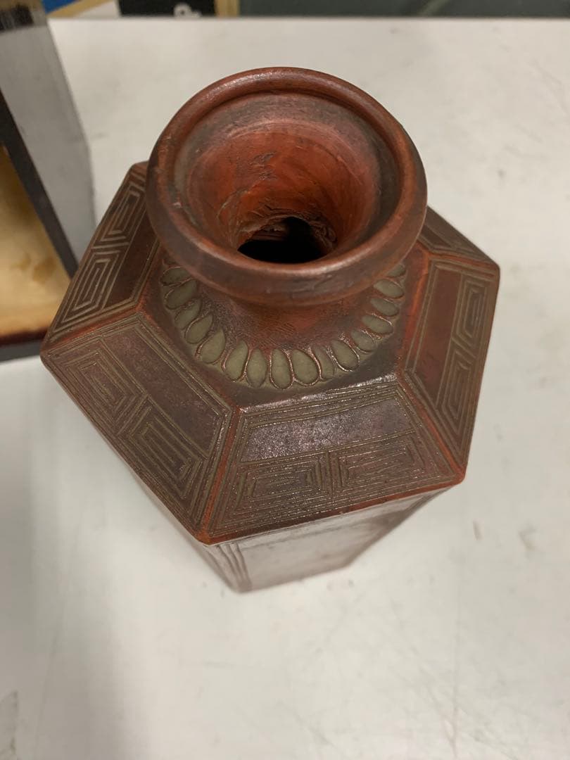 古備前 備前伊部(いんべ) 彫刻 六角 角徳利 焼き締め 骨董 時代物