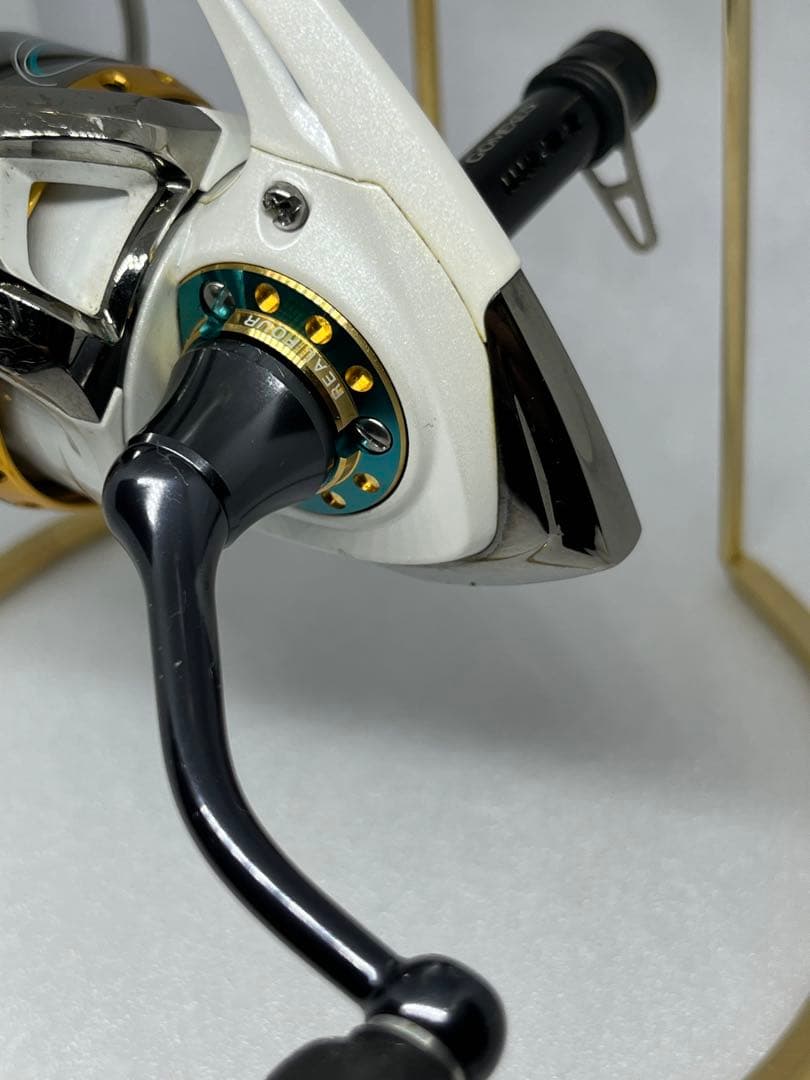 ダイワDAIWA スピニングリール 09エメラルダス 2506