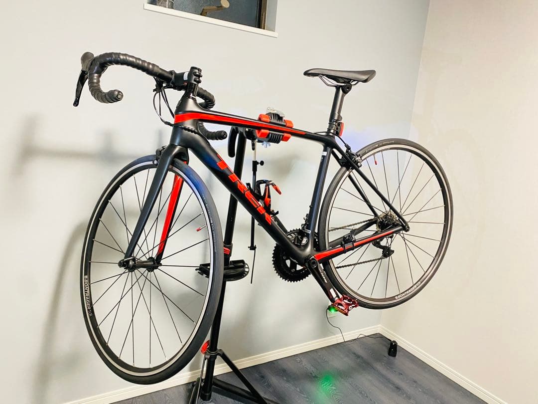 トレック　エモンダTREK Émonda SL 5 Disc 黒　赤　サイズ52