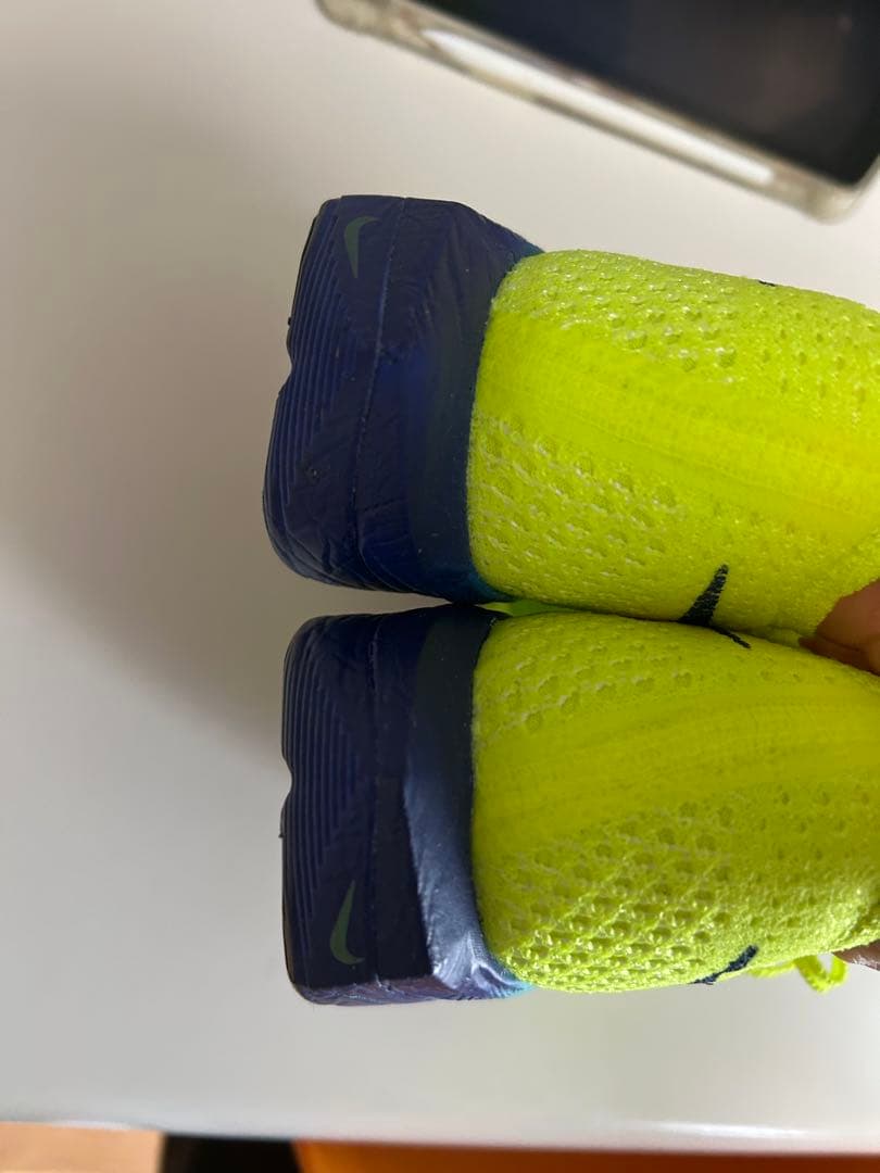 Nike 厚底シューズ 23.0㎝ 蛍光イエロー　　スパイク