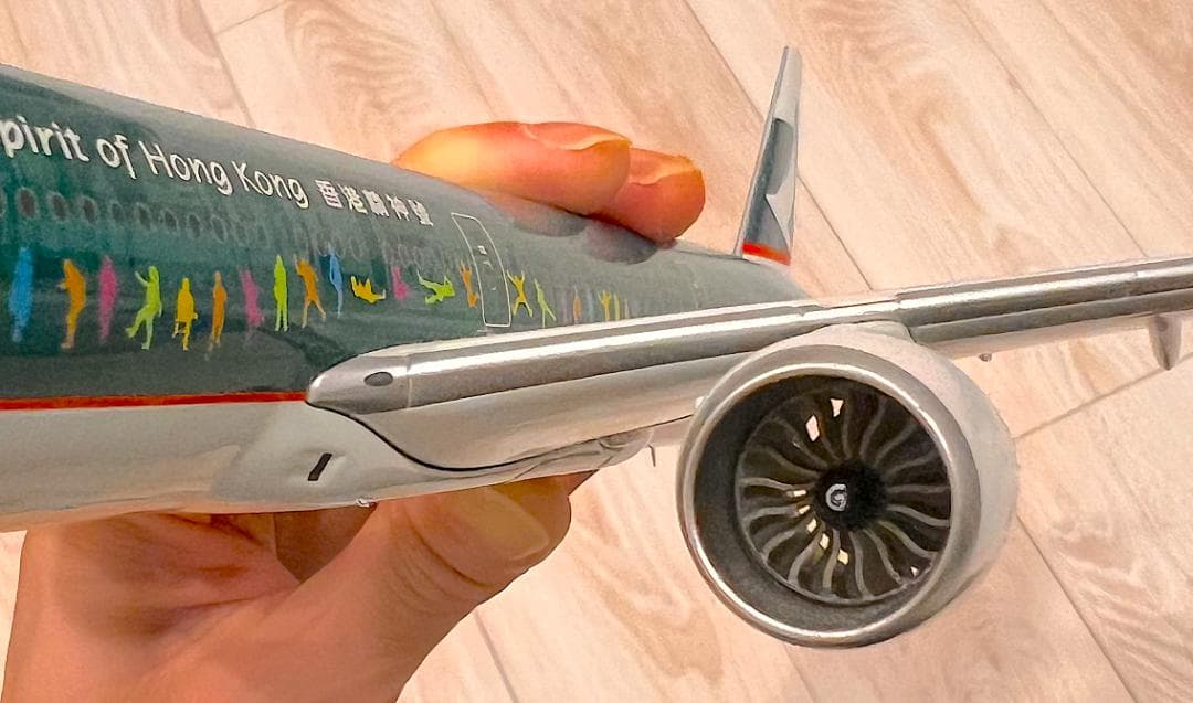 キャセイパシフィック航空ボーイング777-367型旅客機模型　香港精神号特別塗装