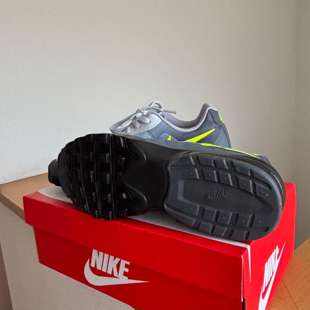 【新品未使用】NIKEナイキエアマックス　インビガー