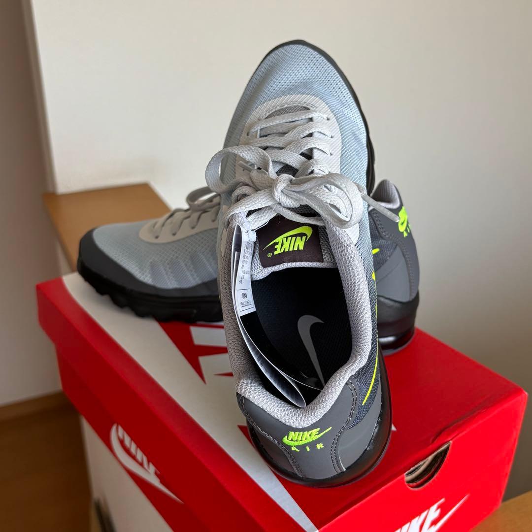 【新品未使用】NIKEナイキエアマックス　インビガー