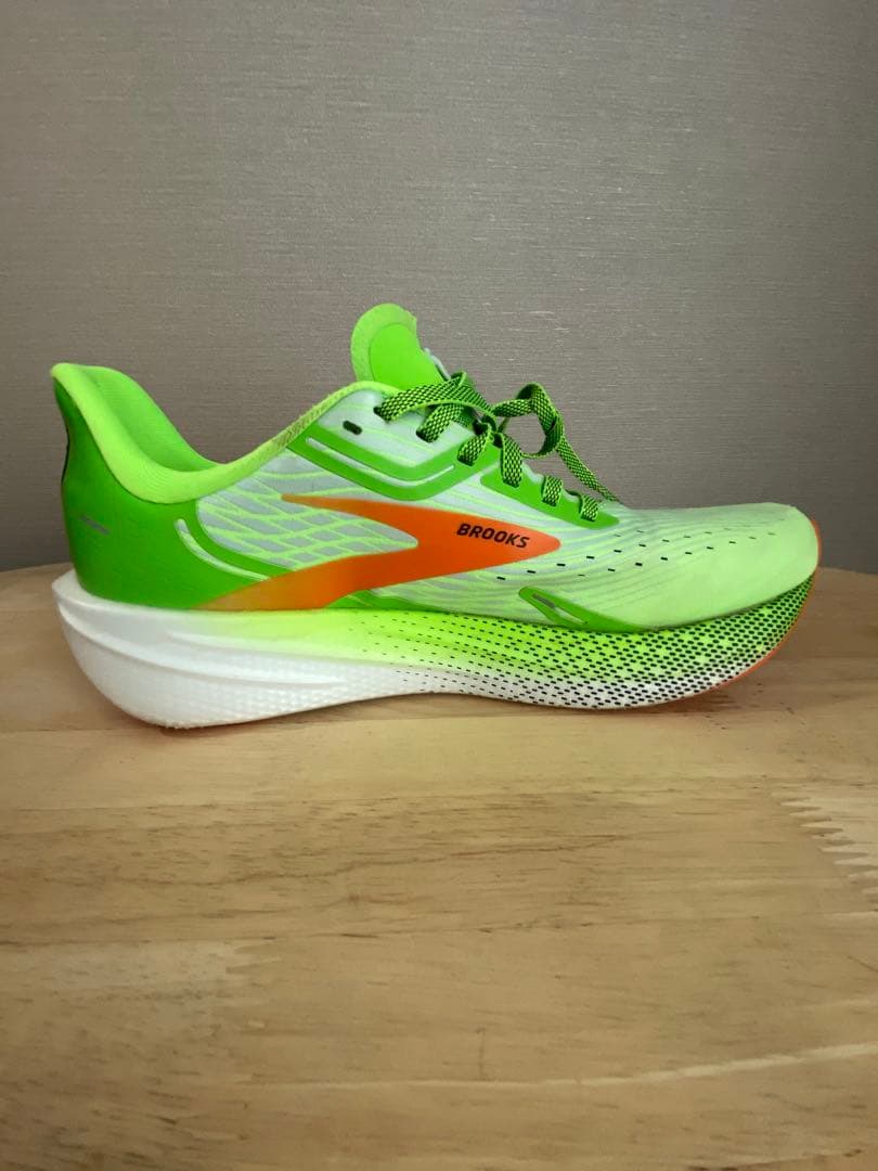 ブルックス　ハイペリオンマックス　BROOKS HyperionMax