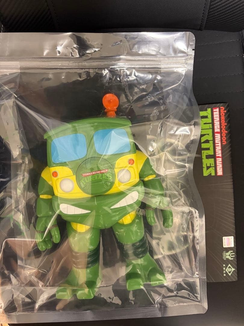 リアルヘッド　REALHEAD TMNT TURTLE WALKER WAGON