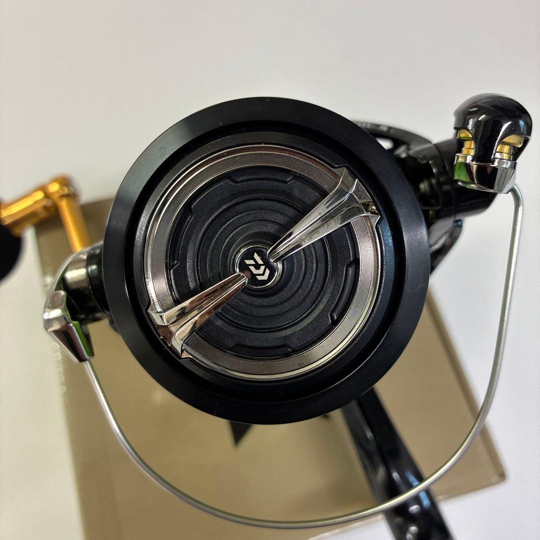 DAIWA 23LEGALIS LT6000D-H スピニングリール