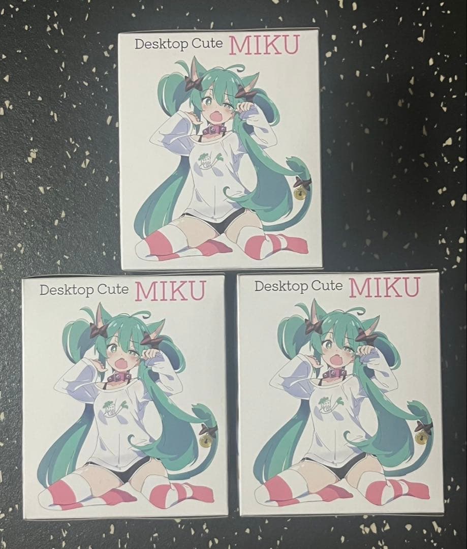 初音ミク Desktop Cute フィギュア 猫耳Tシャツ 3個 セット