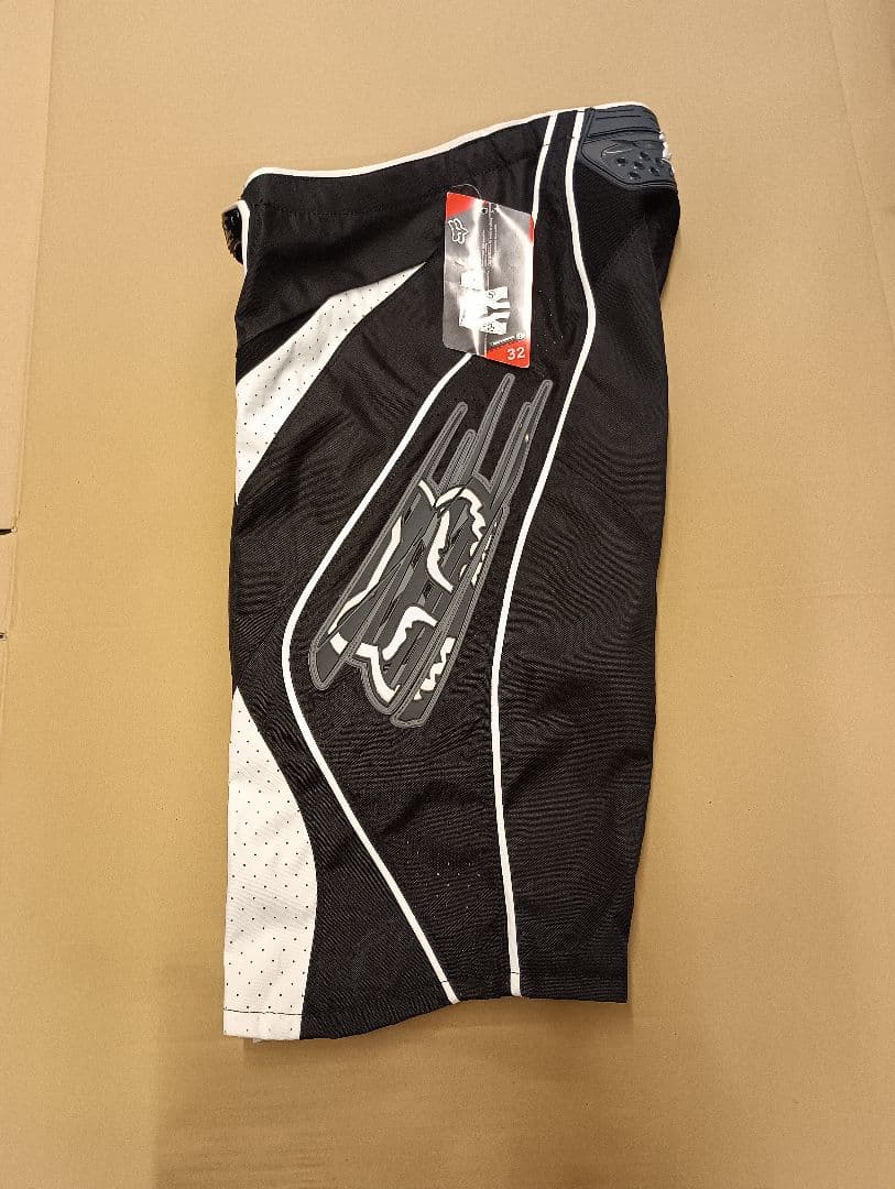 FOX MTB DHショーツ BLITZ SHORT+インナーパンツ