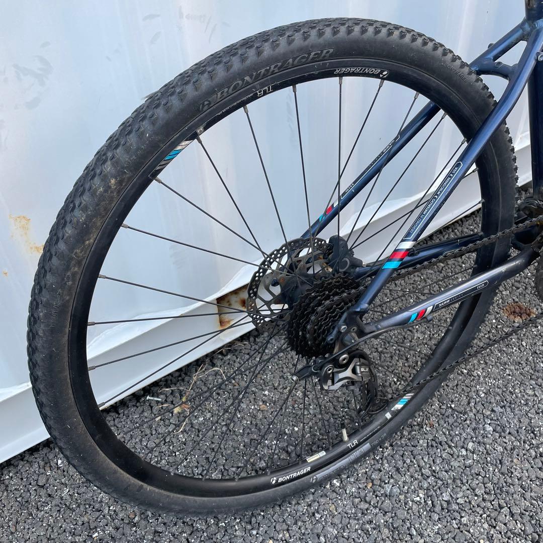 クロスバイク Dual Sport 8.5 身長165-175cm定価13万円