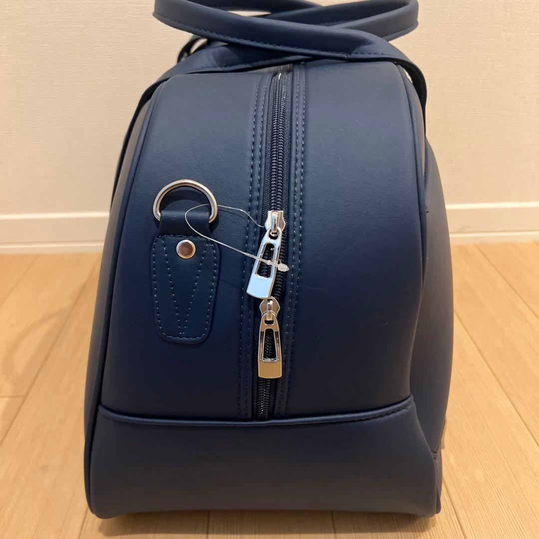 ボストンバッグ　ネイビー　新品