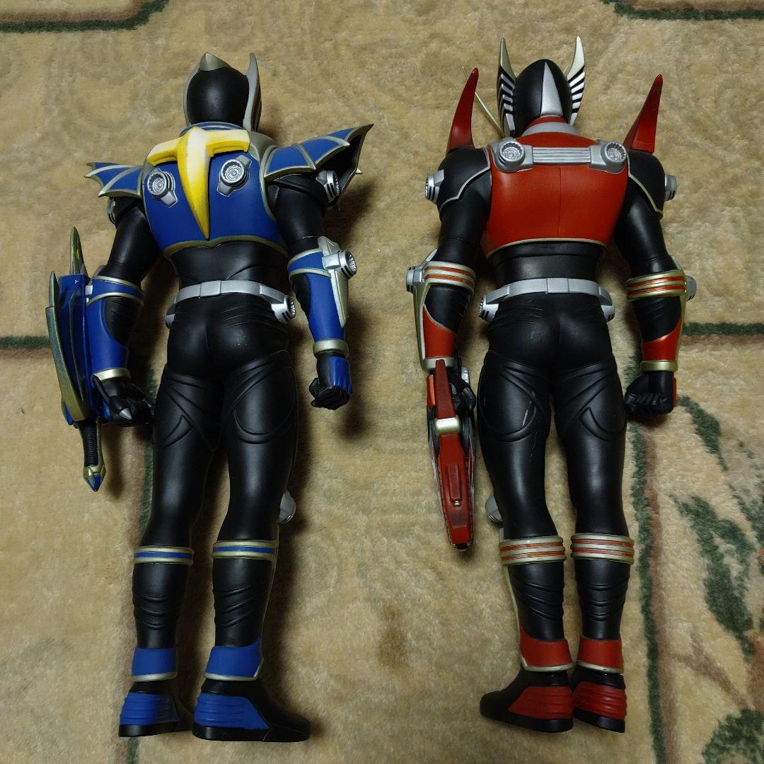 仮面ライダー龍騎 &仮面ライダーナイト ソフビ
